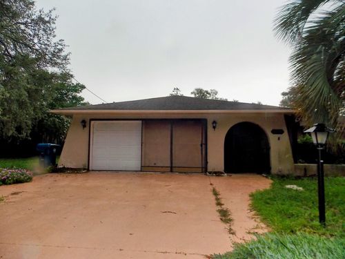2118 Laredo Ave, Spring Hill, FL, 34608-5367 | Card Image