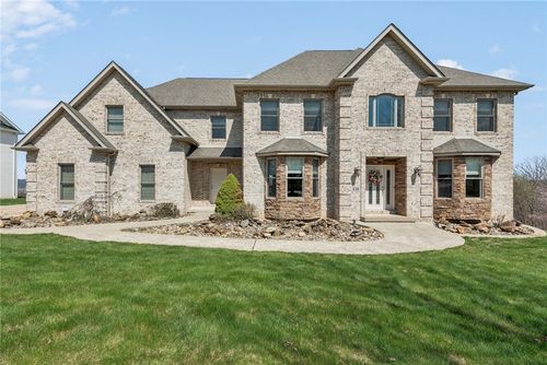 836 Forest Oaks Trl, North Huntingdon, PA, 15642-3452 | Card Image