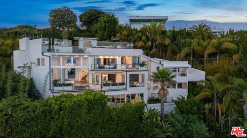 9270 Kinglet Dr, LOS ANGELES, CA, 90069-1199 | Card Image