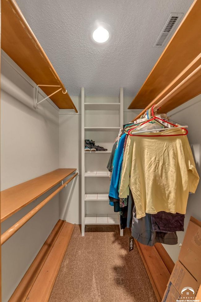 4004 Vintage Ct, Condo with 3 bedrooms, 2 bathrooms and null parking in Lawrence KS | Image 18