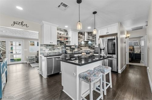 556 7th St, Boulder City, NV, 89005-3053 | Card Image