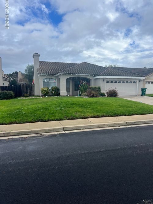 3764 Corta Bella Way, Santa Maria, CA, 93455-3065 | Card Image