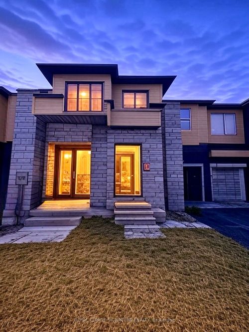 61 Granka St, Brantford, ON, N3T0X5 | Card Image