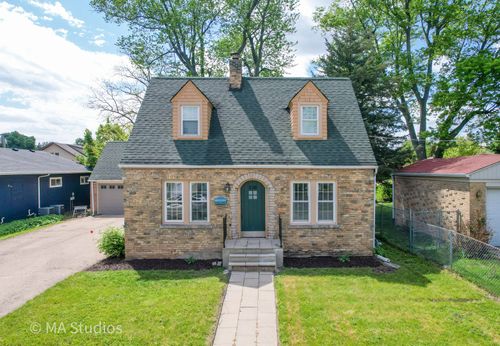 216 Wilcox Ave, Elgin, IL, 60123-6210 | Card Image