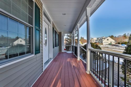 121 Cherrywood Dr, Nashua, NH, 03062-3093 | Card Image