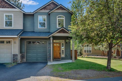 176 S Timber Pine Pl, Sisters, OR, 97759-9014 | Card Image