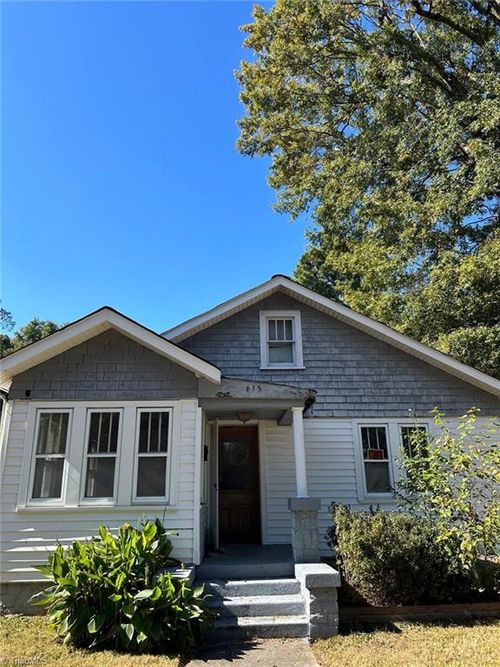 615 Atwater St, Burlington, NC, 27215-3601 | Card Image