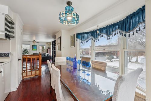 52-52 Washington Mews, Port Chester, NY, 10573-3948 | Card Image