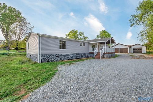 7739 Allison Loop, Athens, AL, 35611-8990 | Card Image