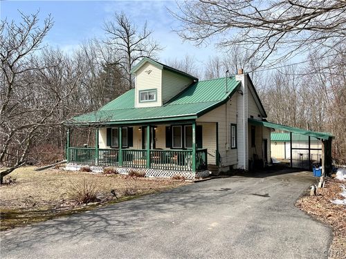 30 Cut Off Rd, Fulton, NY, 13069-4184 | Card Image