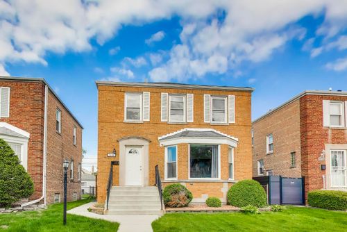 9138 S Carpenter St, Chicago, IL, 60620-3531 | Card Image