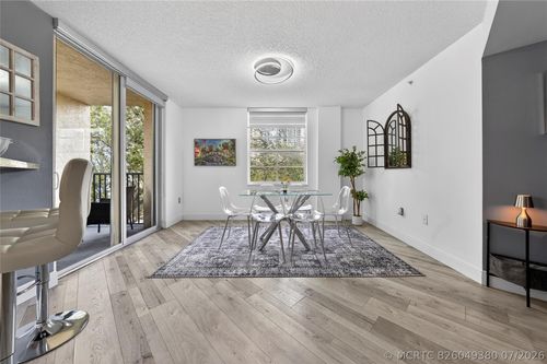 2404-520 Se 5th Ave, Fort Lauderdale, FL, 33301-2958 | Card Image