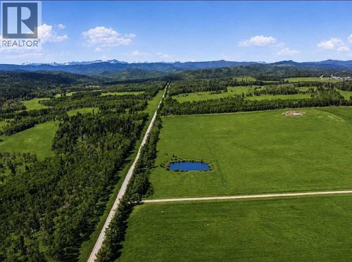 0 5;4;20;27;Sw (5 Acres), Rural Foothills County, AB, T0L1K0 | Card Image