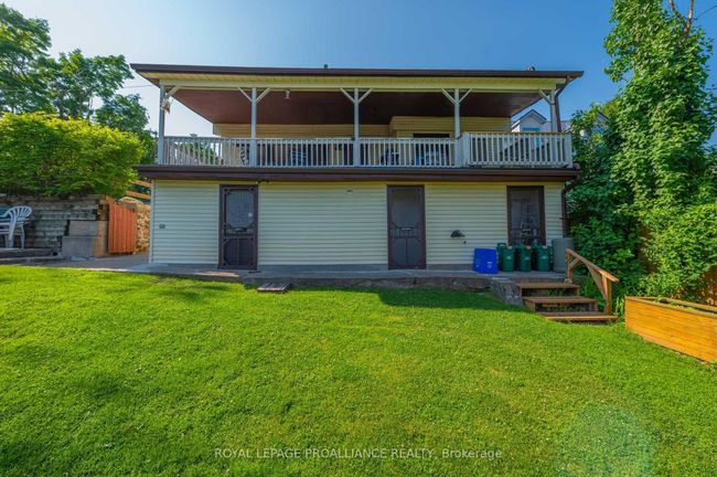 118 Front St W, House other with 15 bedrooms, 8 bathrooms and 12 parking in Hastings ON | Image 8