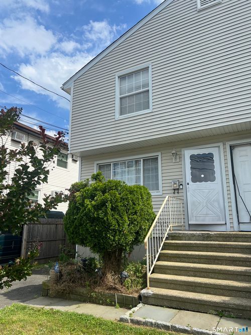 153 Shell St, Bridgeport, CT, 06605-2725 | Card Image