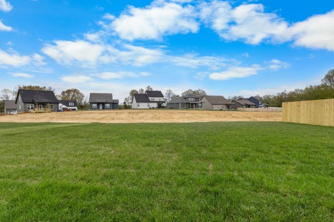 1013 Cherry Acres Dr, House other with 3 bedrooms, 3 bathrooms and 2 parking in Clarksville TN | Image 29