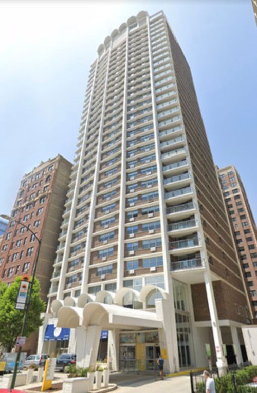 25b-420 W Belmont Ave, Chicago, IL, 60657-4734 | Card Image