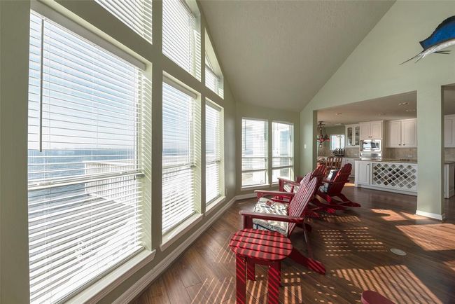 131 Isles End Rd, House other with 4 bedrooms, 5 bathrooms and 2 parking in Tiki Island TX | Image 12