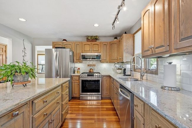 775 E Hill Rd, House other with 3 bedrooms, 3 bathrooms and 6 parking in Oakham MA | Image 10
