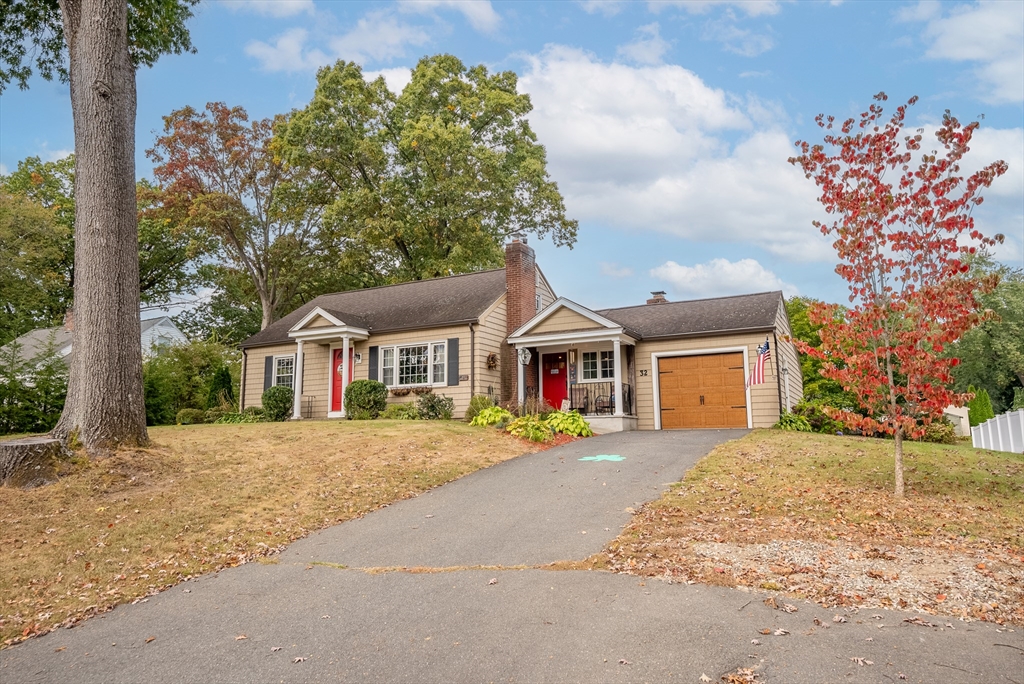 Mill St, Agawam, MA 01001