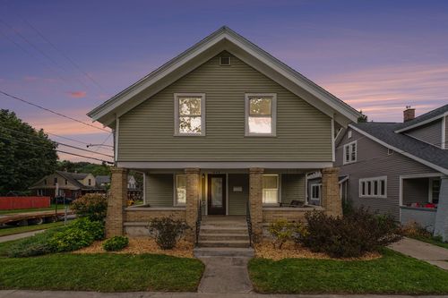 641 Lincoln Ave, Grand Rapids, MI, 49504-5070 | Card Image
