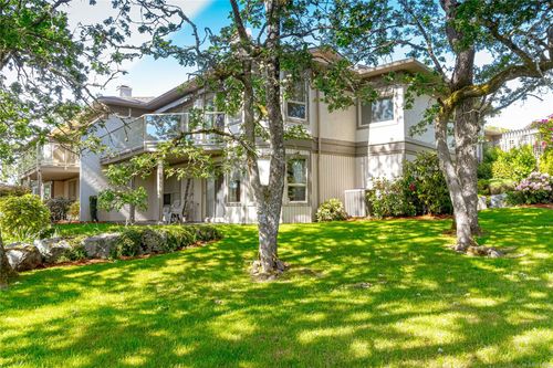 5-4300 Stoneywood Lane, Victoria, BC, V8X5A5 | Card Image