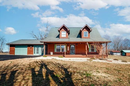 210 Cox Smith Ln, Corbin, KY, 40701-8687 | Card Image