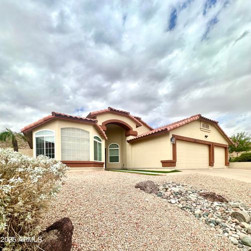 13822 N 28th Pl, Phoenix, AZ, 85032-5678 | Card Image
