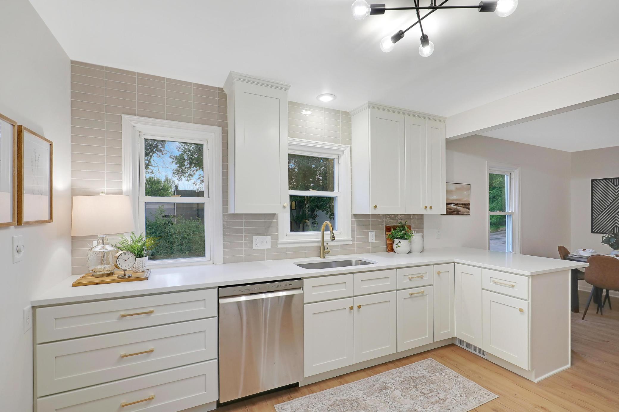 North St, Minneapolis, MN 55426