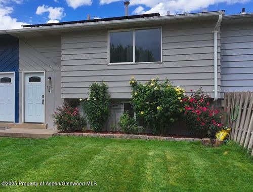712 E 3rd St, Rifle, CO, 81650-2465 | Card Image