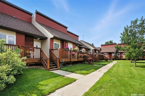 29-331 Pendygrasse Rd, Saskatoon, SK, S7M4R3 | Card Image