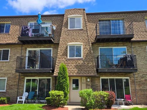 2n-9430 Bay Colony Dr, Des Plaines, IL, 60016-3638 | Card Image