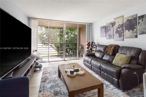 apt-202-9440 Tangerine Pl, Davie, FL, 33324-4447 | Card Image
