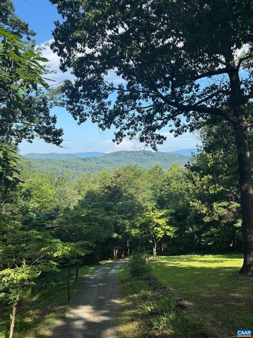 1950 Locust Hollow Rd, CHARLOTTESVILLE, VA, 22903-7754 | Card Image