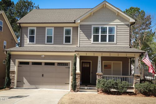 6413 Grassy Knoll Ln, Raleigh, NC, 27616-8875 | Card Image