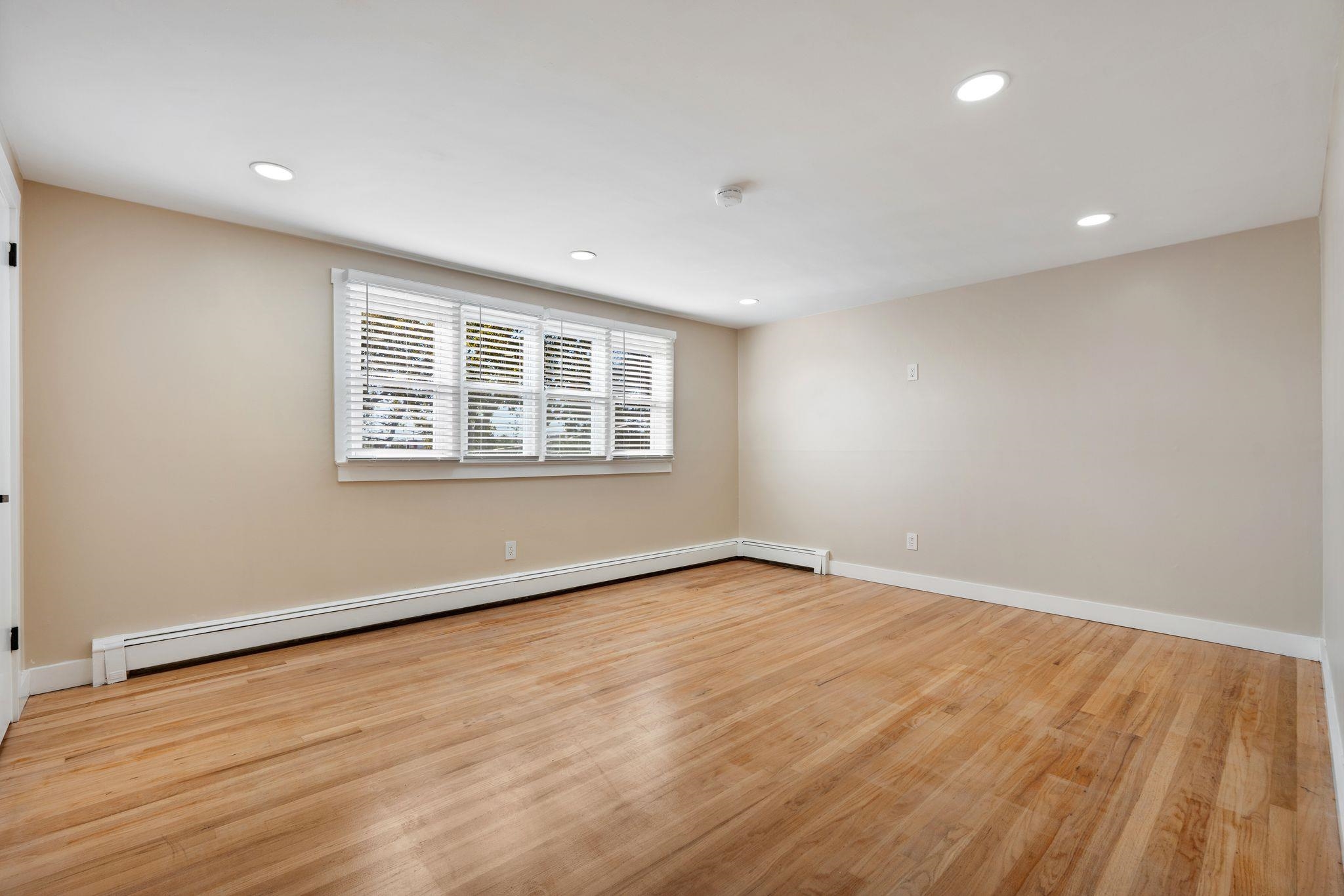 Residential Lease in JC, West Bergen 5