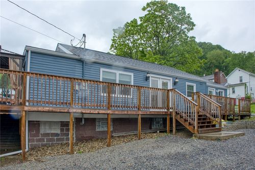 22 Cross Creek Rd, Avella, PA, 15312-2743 | Card Image