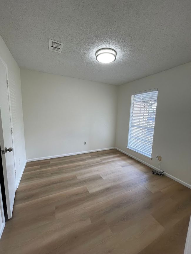 512 Andenwood Ct, House other with 3 bedrooms, 2 bathrooms and null parking in Everman TX | Image 34