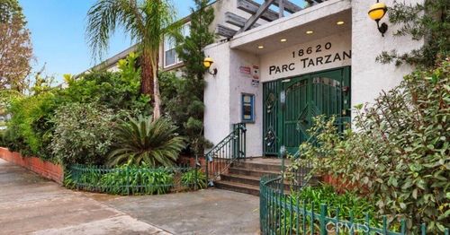 104-18620 Hatteras, Tarzana, CA, 91356 | Card Image