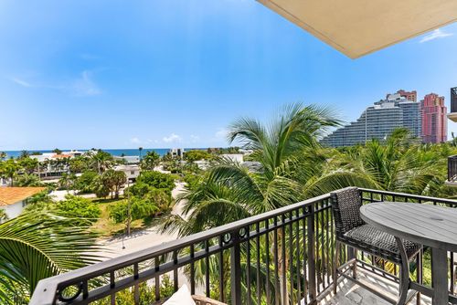 apt-675-2509 N Ocean Blvd, Fort Lauderdale, FL, 33305-1960 | Card Image