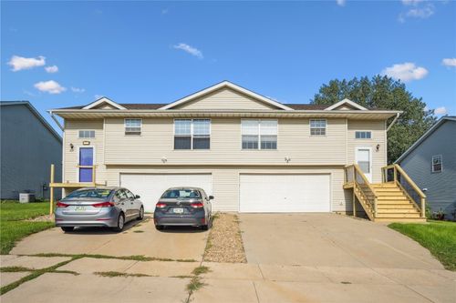 667 Andy Ct, North Liberty, IA, 52317-9321 | Card Image