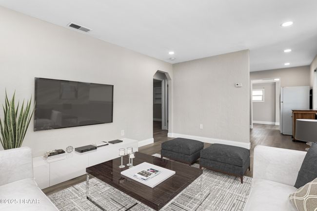 Virtual Staging Applied | Image 8