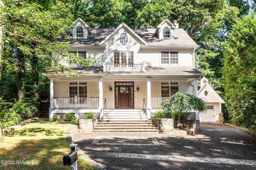 18 Osee Pl, Cos Cob, CT, 06807-2307 | Card Image