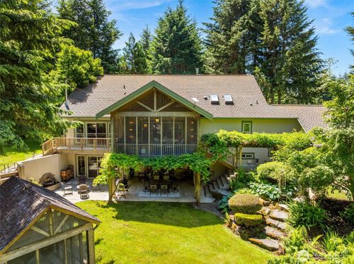 11500 Weisenberger Road Se, Rainier, WA, 98576 | Card Image