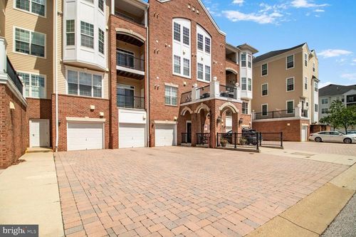 unit-403-8612 Wintergreen Ct, ODENTON, MD, 21113-3977 | Card Image
