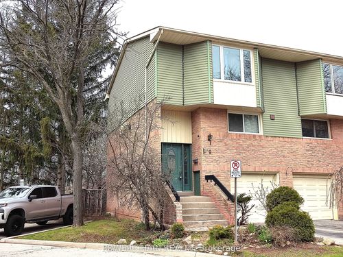 9-1135 Mccraney St E, Oakville, ON, L6H3A3 | Card Image