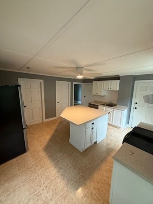 1-17 Davis St, Plymouth, MA, 02360-3925 | Card Image