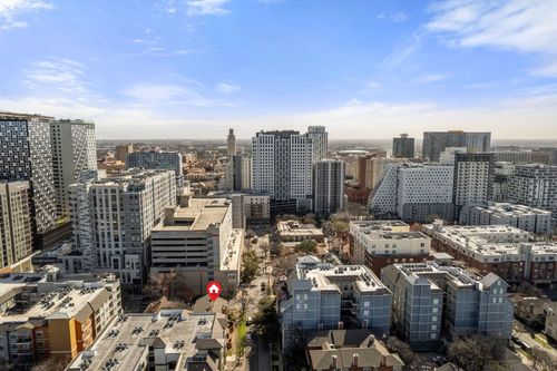 apt-301-2210 Pearl St, Austin, TX, 78705-5031 | Card Image