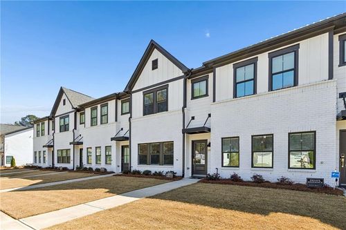 1324 Parc Bench Rd Se, Atlanta, GA, 30316-3243 | Card Image
