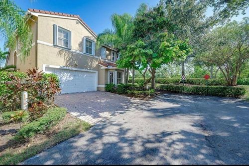 1125 Butternut Ln, Hollywood, FL, 33019-4891 | Card Image